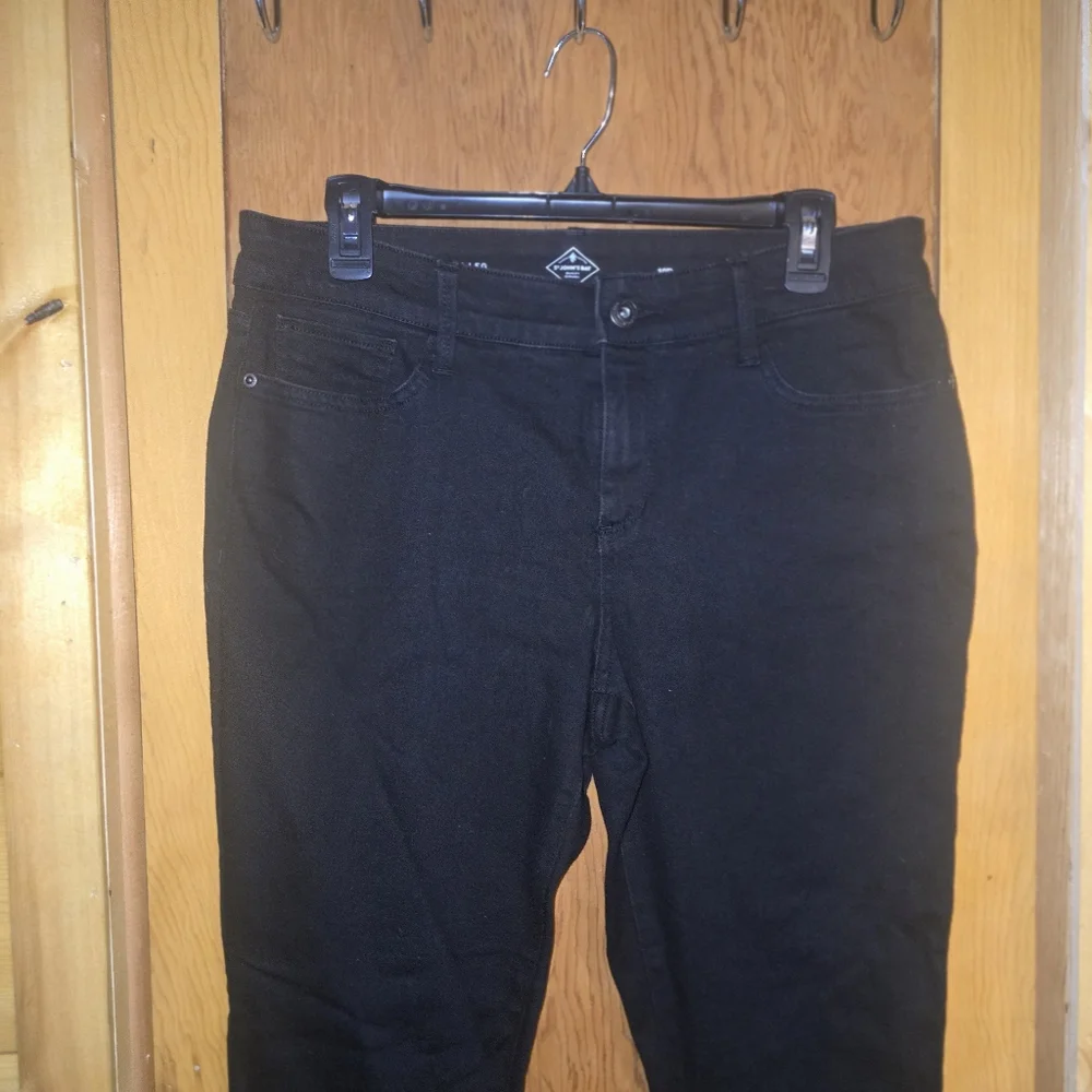 New no tags St. Johns bay 10 petite black skinny jeans - Picture 3 of 7